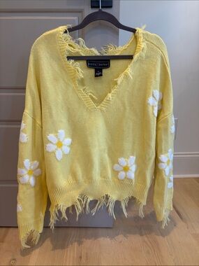 Polly & Esther Yellow Daisy Fringe V-Neck Sweater